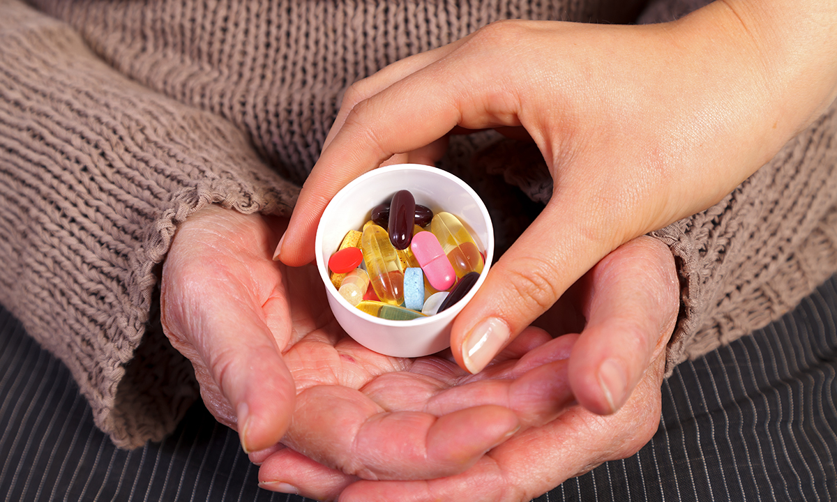 Psychotropic drug prescribing in residential aged care homes | The