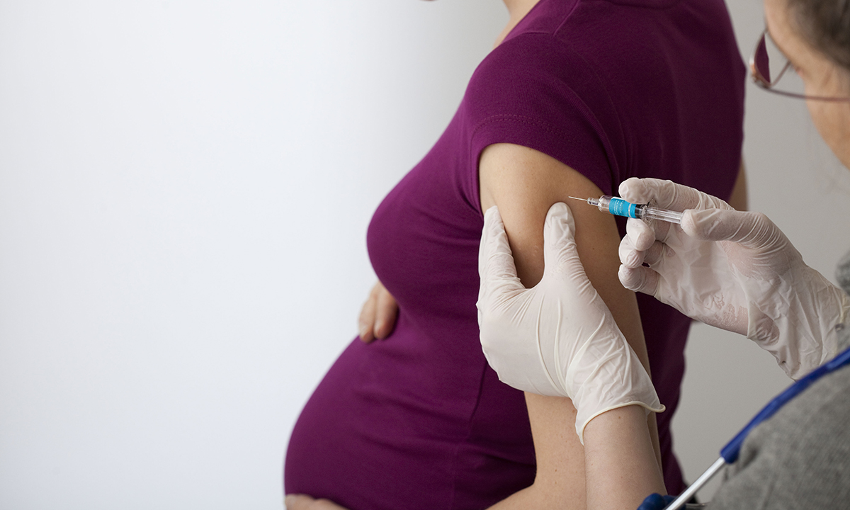 Influenza and pertussis vaccination of women during pregnancy in