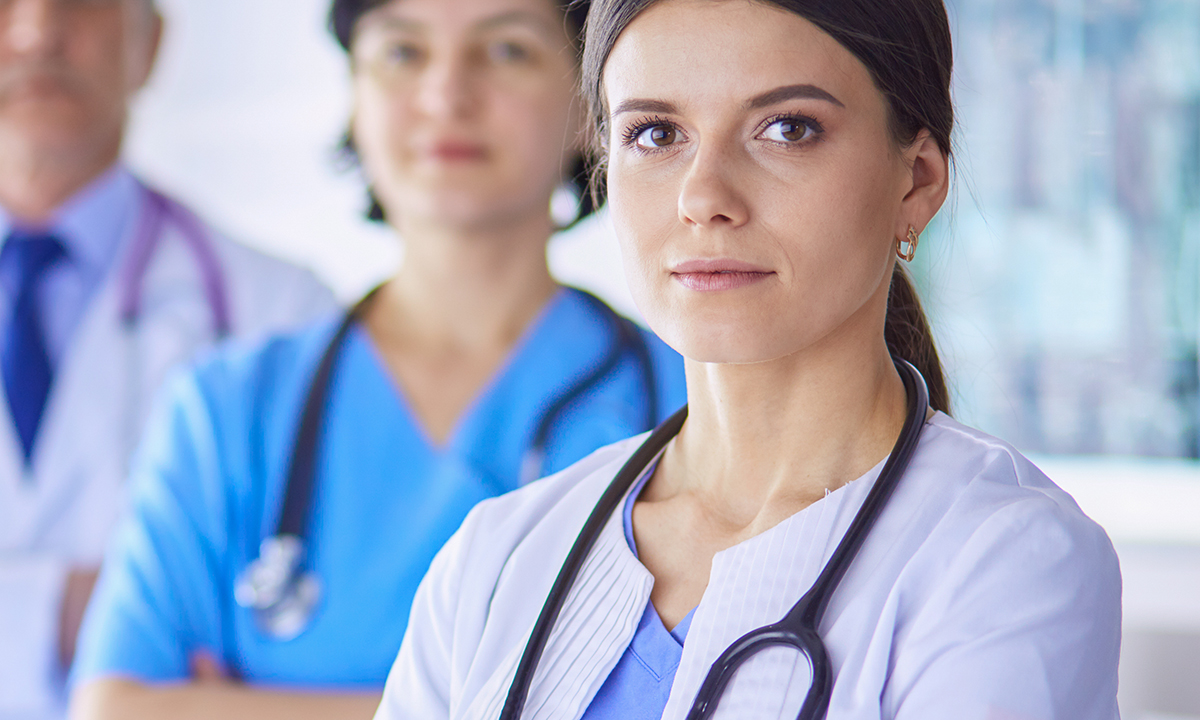 Decline in new medical graduates registered as general practitioners